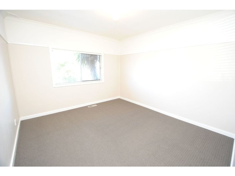66 Rifle Parade, Lithgow NSW 2790