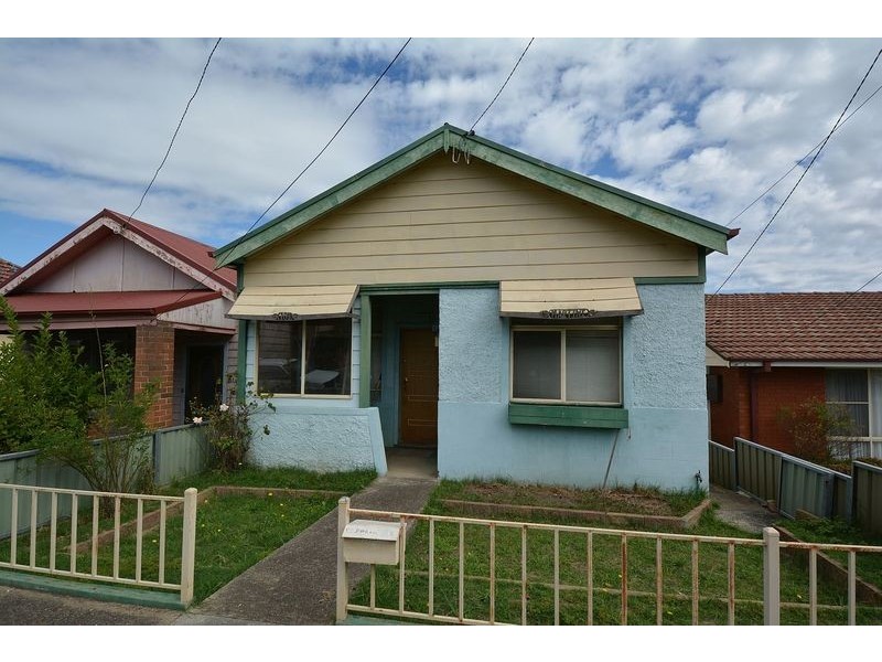 109 Martini Parade, Lithgow NSW 2790