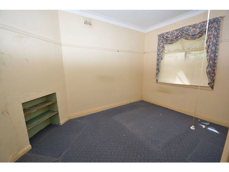 109 Martini Parade, Lithgow NSW 2790