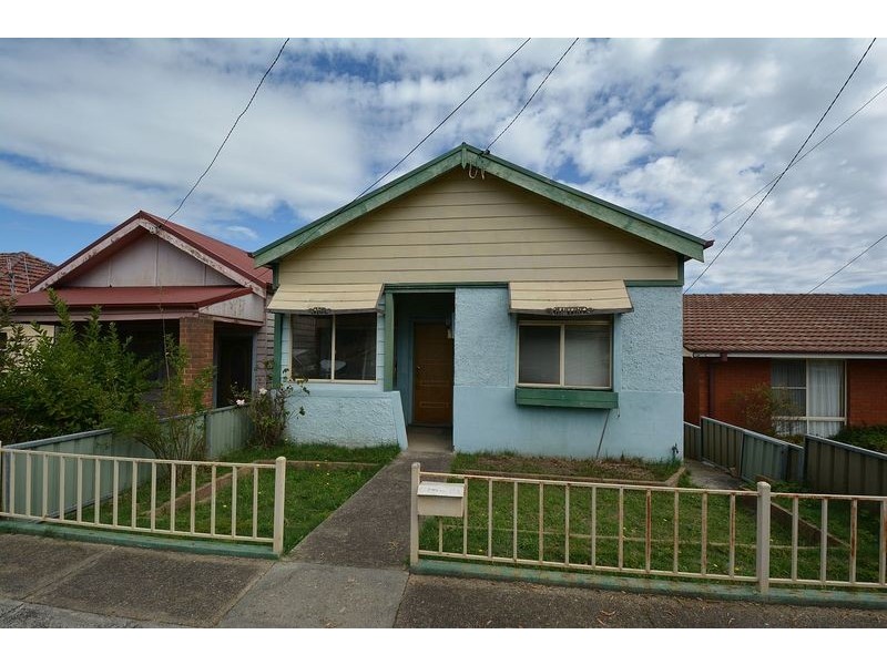 109 Martini Parade, Lithgow NSW 2790