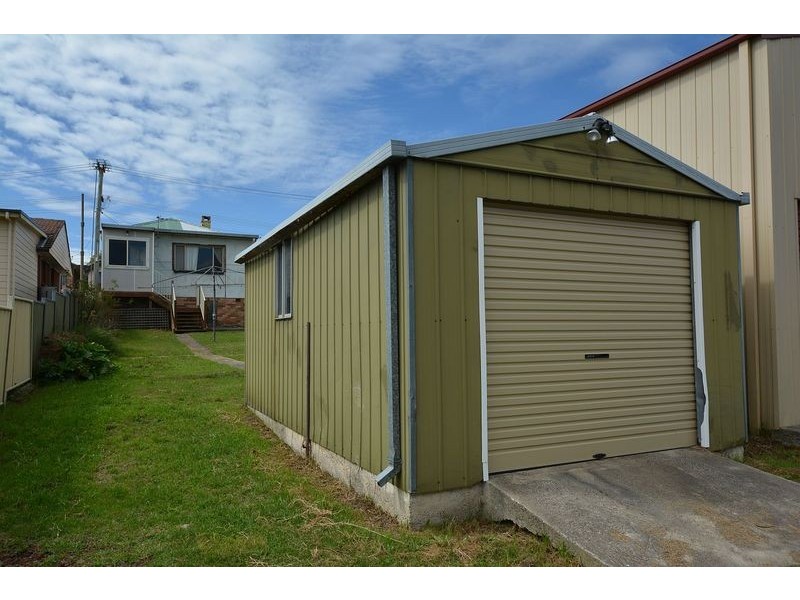 109 Martini Parade, Lithgow NSW 2790