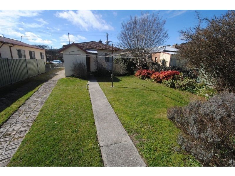 20 Academy Street, Lithgow NSW 2790