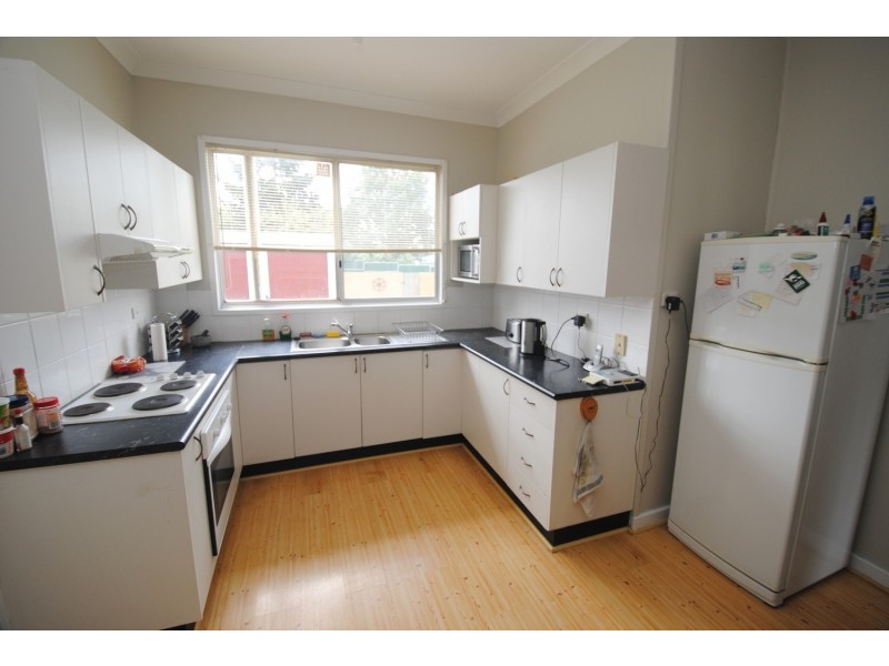 18 Beaufort Street, Lithgow NSW 2790