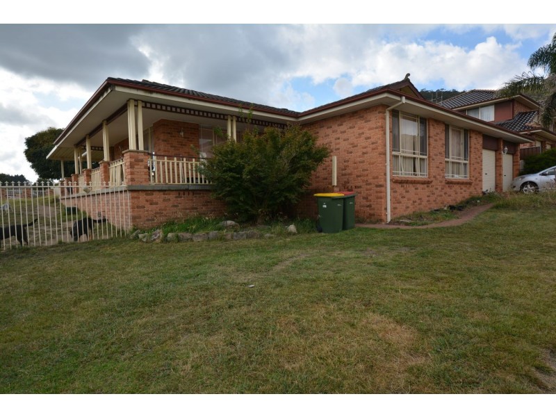 15 Robinia Drive, Lithgow NSW 2790