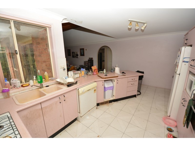 15 Robinia Drive, Lithgow NSW 2790