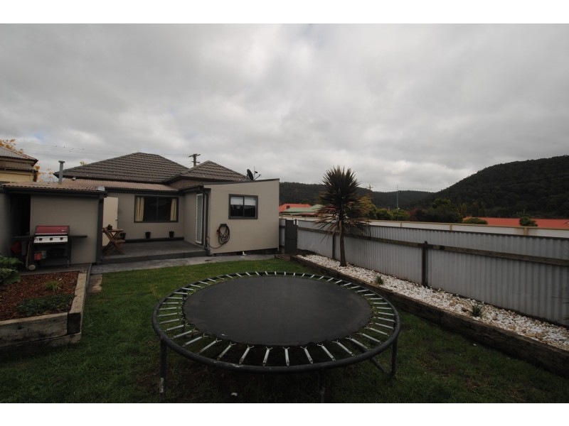 19 John Street, Lithgow NSW 2790