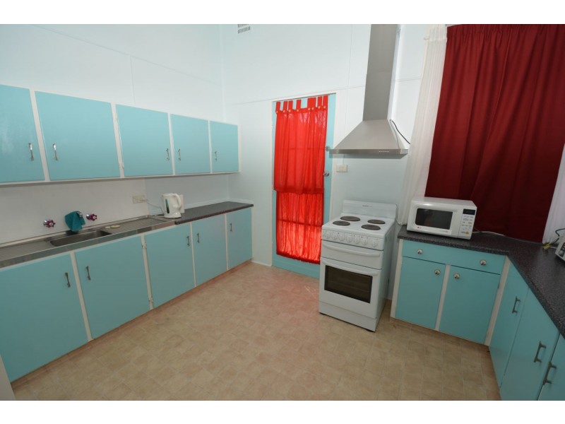 16 Enfield Avenue, Lithgow NSW 2790