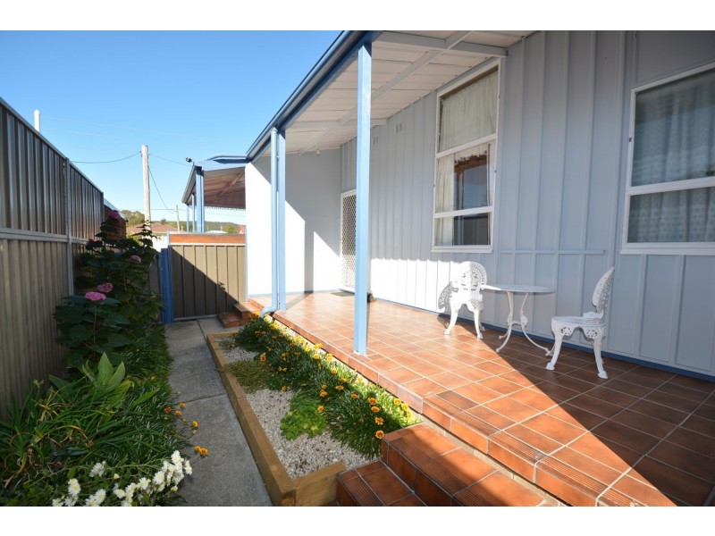 16 Enfield Avenue, Lithgow NSW 2790