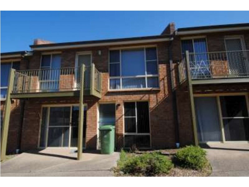 2/1 Ferro Street, Lithgow NSW 2790