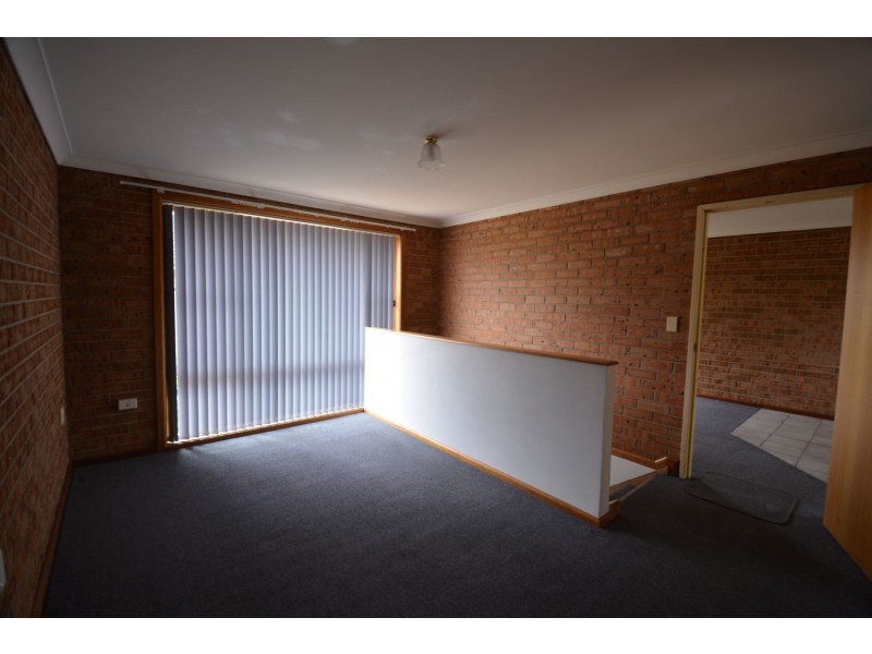 2/1 Ferro Street, Lithgow NSW 2790
