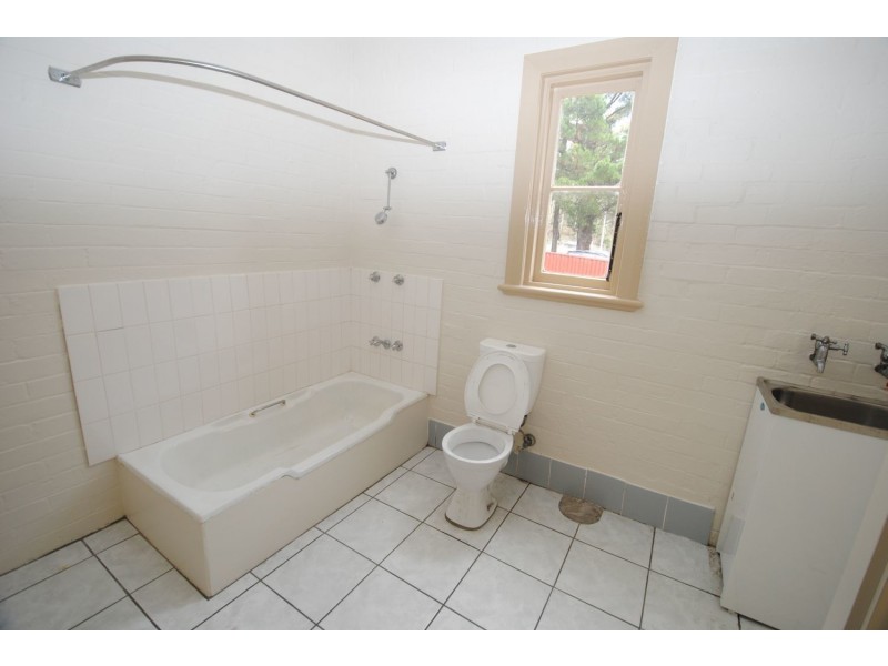 4 Hassan Street, Lithgow NSW 2790