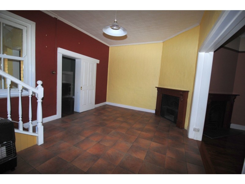 9 Gray Street, Lithgow NSW 2790