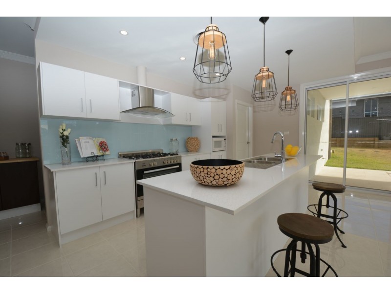 25 Surveyors Way, Lithgow NSW 2790