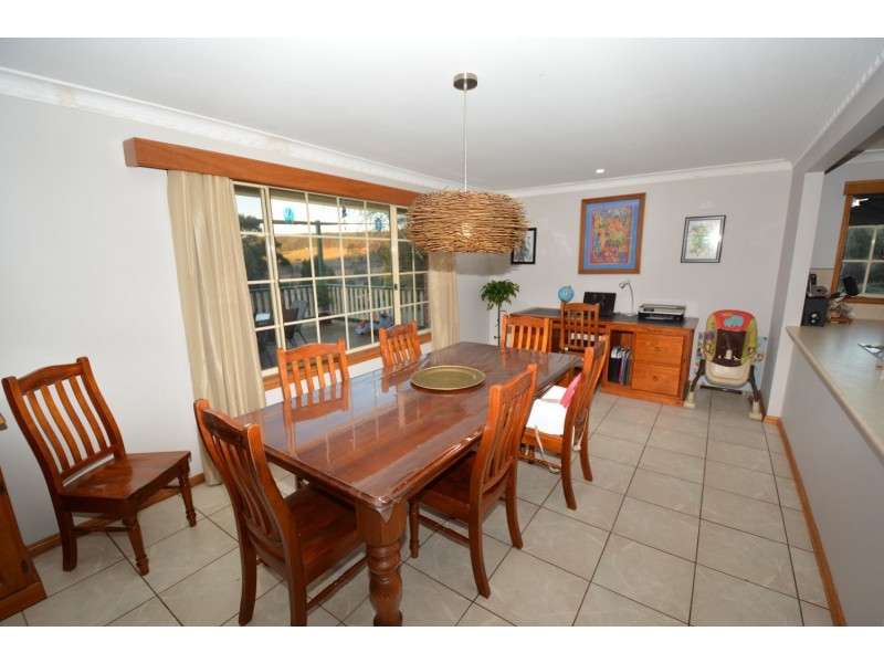 9 Korra Street, Marrangaroo NSW 2790