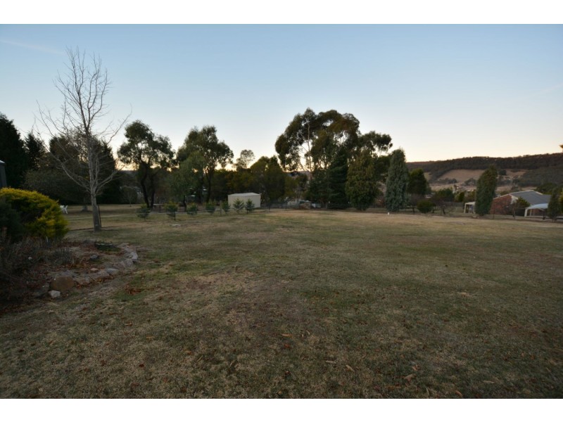 9 Korra Street, Marrangaroo NSW 2790