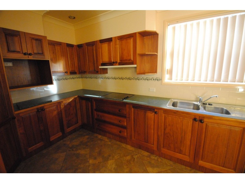 21 Beaufort Street, Lithgow NSW 2790