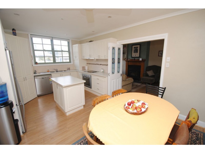 2 Cox Street, Portland NSW 2847