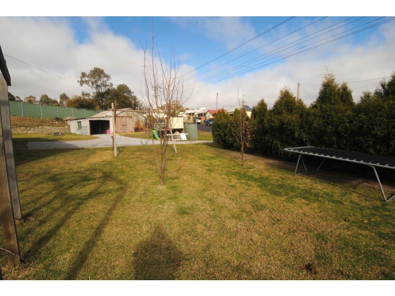 2 Cox Street, Portland NSW 2847