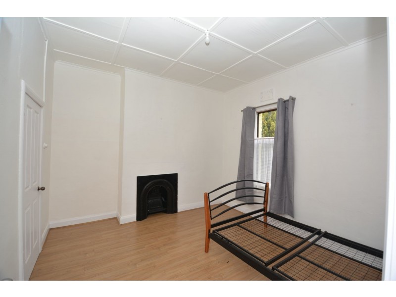 9 Lone Pine Avenue, Lithgow NSW 2790