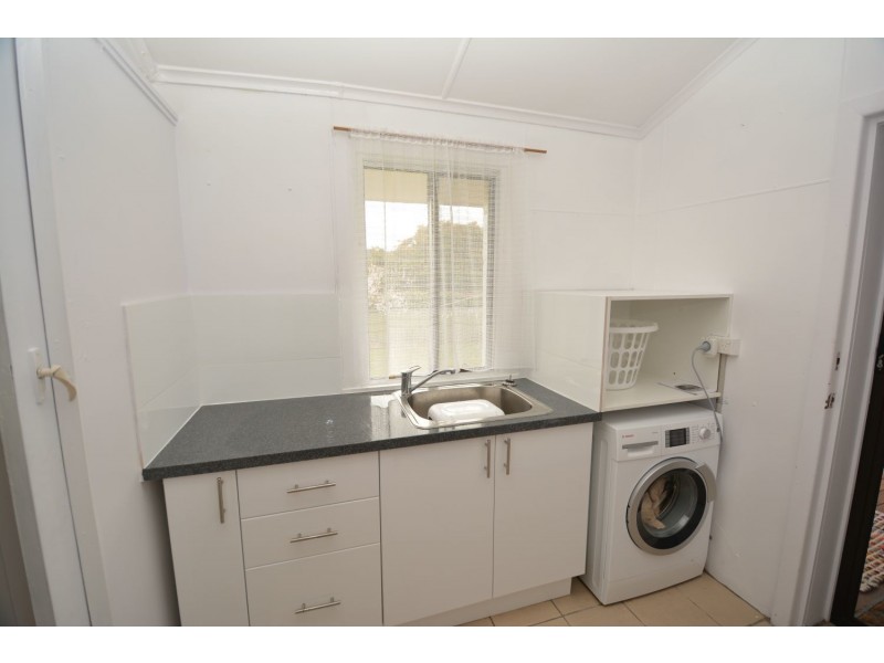 9 Lone Pine Avenue, Lithgow NSW 2790