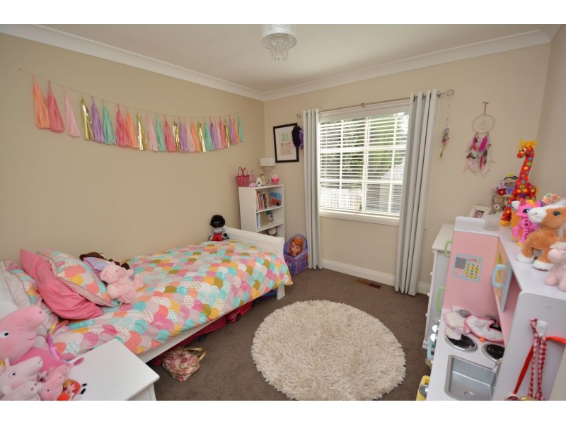 36 Finlay Avenue, Lithgow NSW 2790