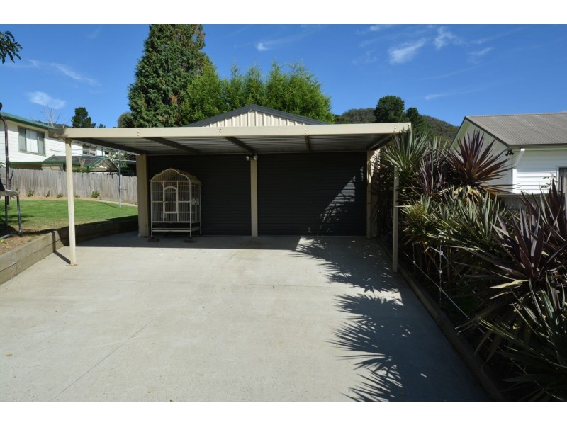 36 Finlay Avenue, Lithgow NSW 2790