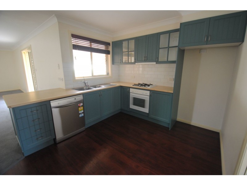 83 Inch Street, Lithgow NSW 2790