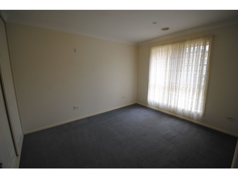 83 Inch Street, Lithgow NSW 2790