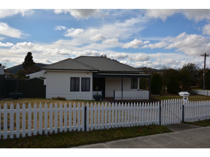 19 Lemnos Street, Lithgow NSW 2790