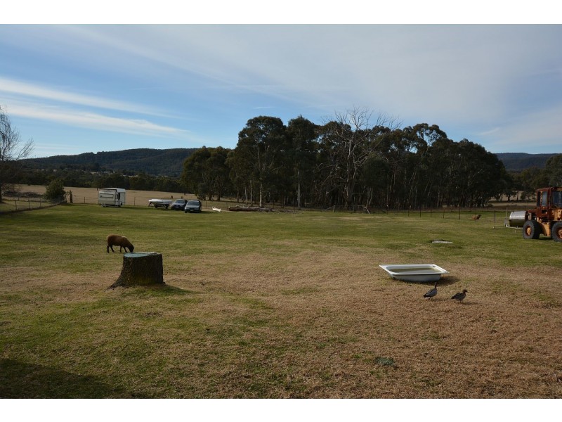 62 Oakey Forest Road, Marrangaroo NSW 2790