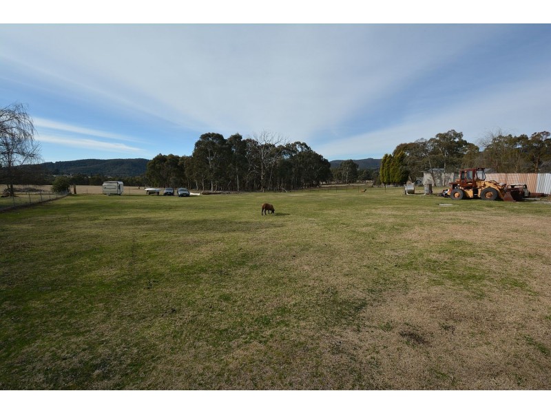 62 Oakey Forest Road, Marrangaroo NSW 2790