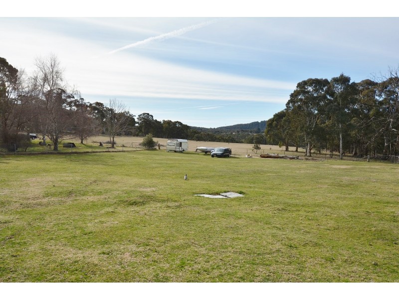 62 Oakey Forest Road, Marrangaroo NSW 2790