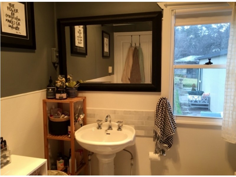 12 Main Street, Portland NSW 2847