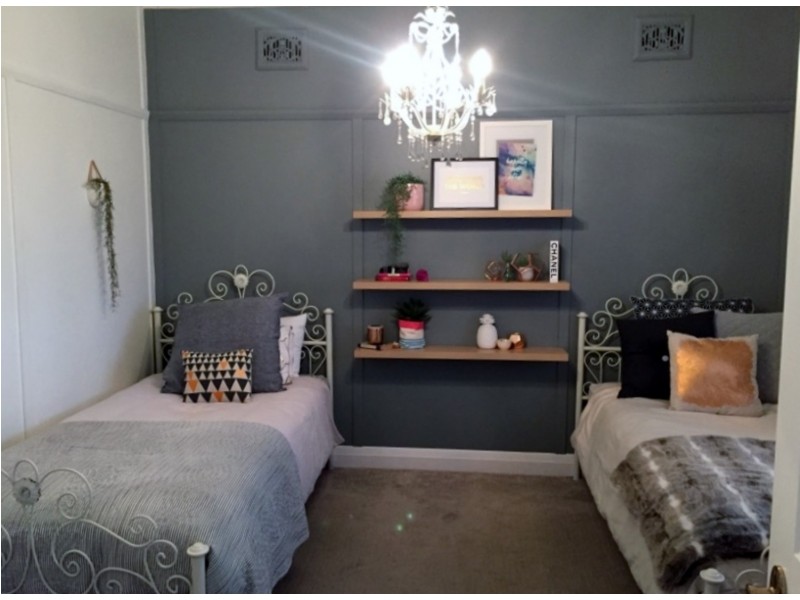 12 Main Street, Portland NSW 2847