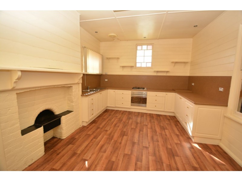 120 Mort Street, Lithgow NSW 2790