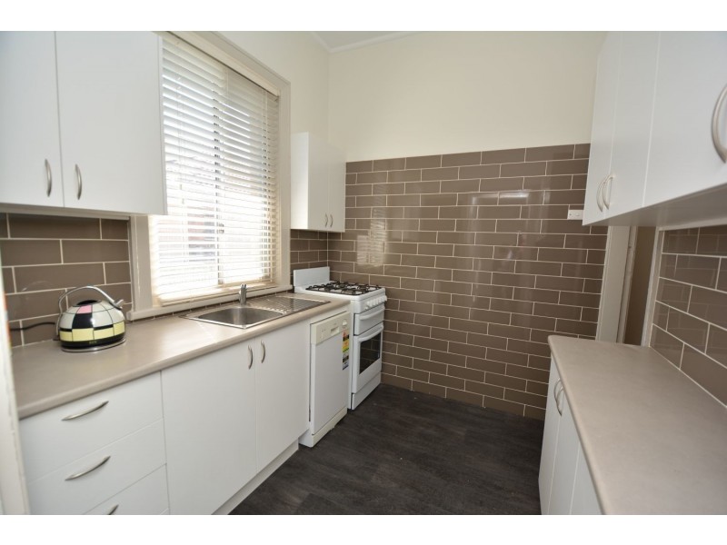 15 Martini Parade, Lithgow NSW 2790