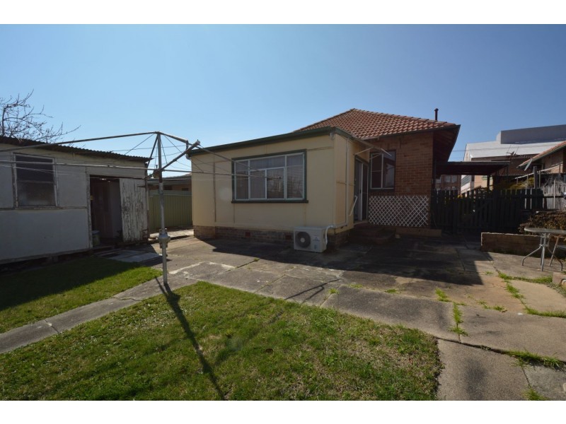 15 Martini Parade, Lithgow NSW 2790