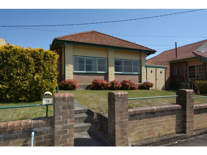 15 Martini Parade, Lithgow NSW 2790
