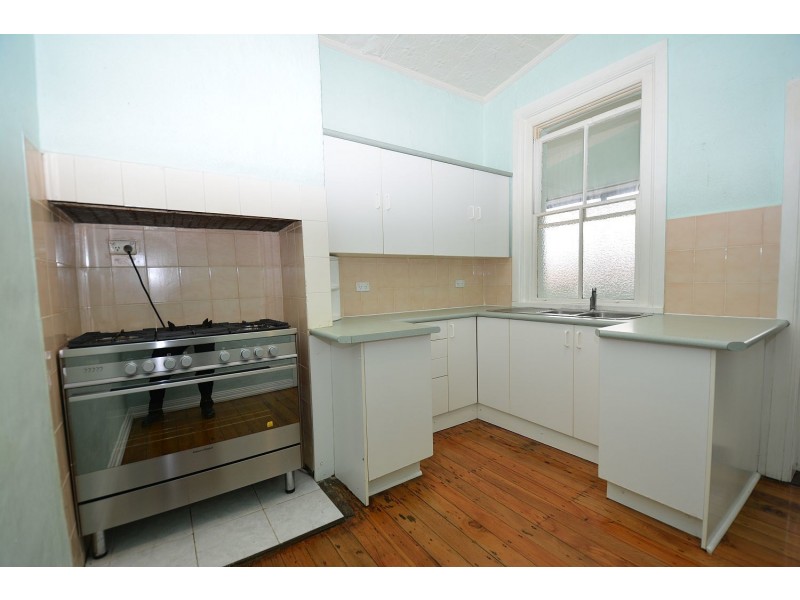 11 Gray Street, Lithgow NSW 2790
