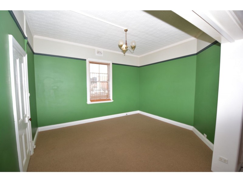 11 Gray Street, Lithgow NSW 2790
