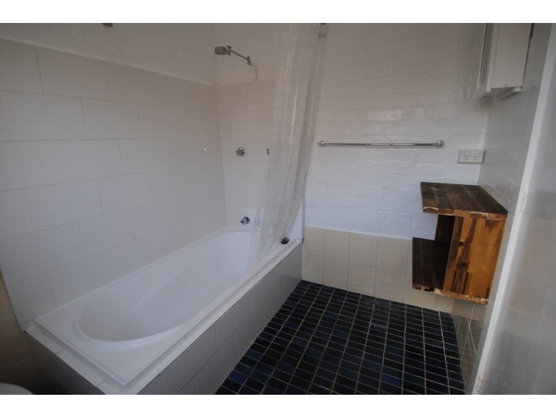 190 Inch Street, Lithgow NSW 2790