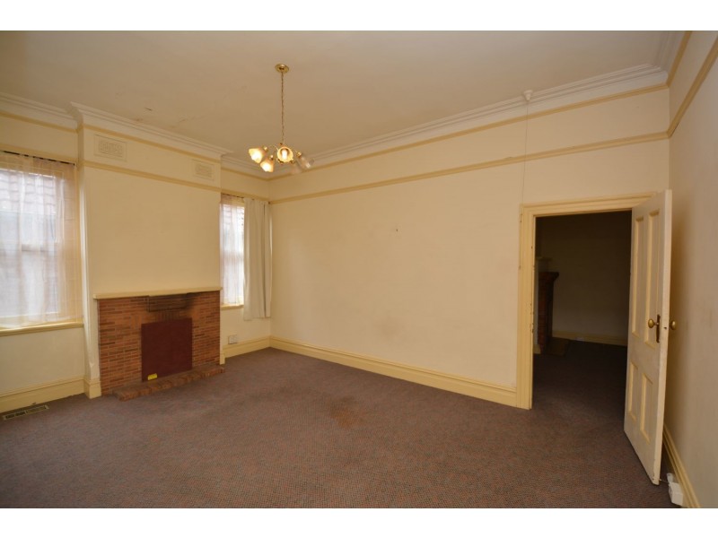 9 Laurence Street, Lithgow NSW 2790