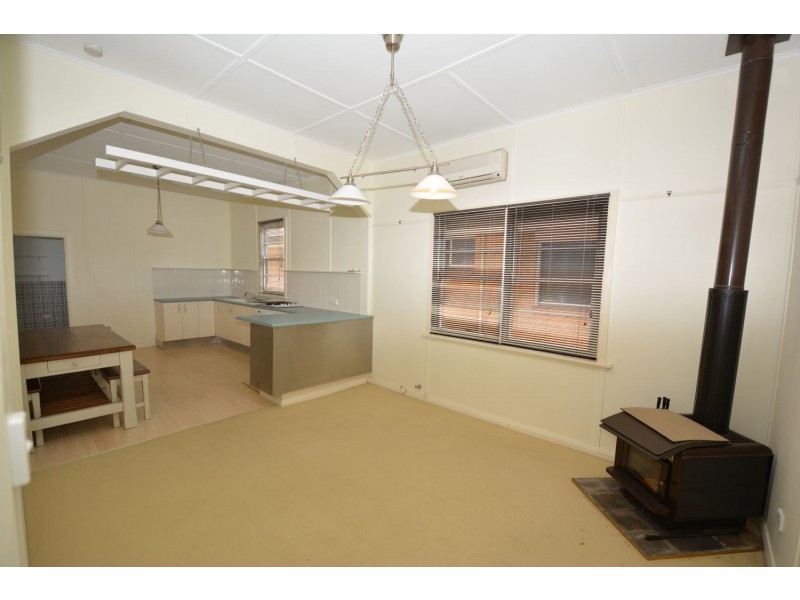 32 Calero Street, Lithgow NSW 2790