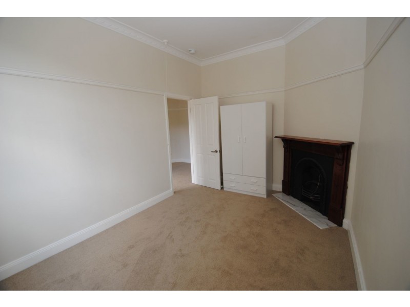 109 Martini Parade, Lithgow NSW 2790