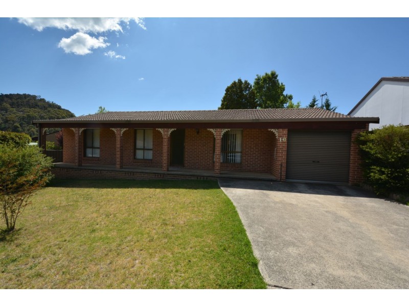 16 Heffernan Place, Lithgow NSW 2790