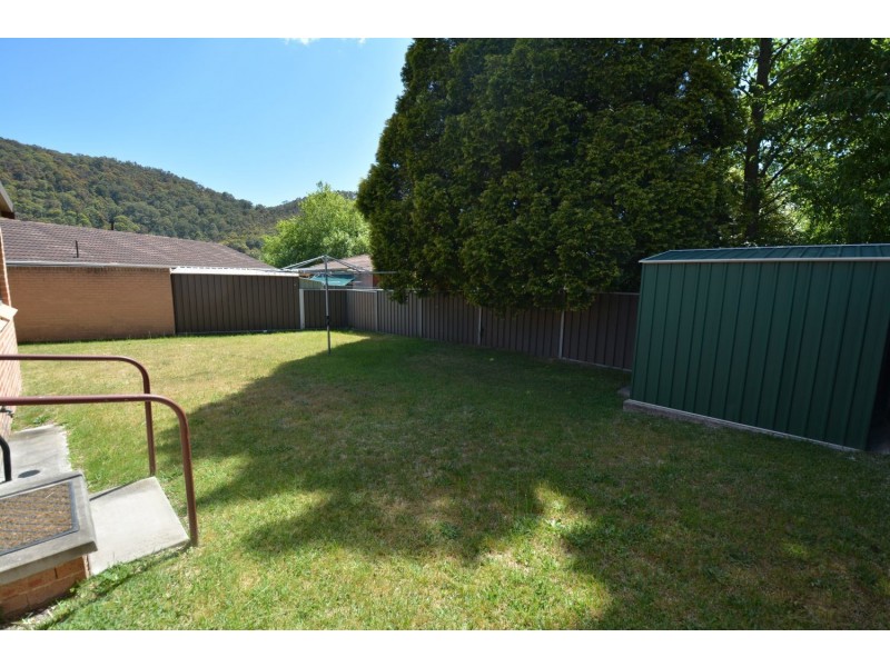 16 Heffernan Place, Lithgow NSW 2790