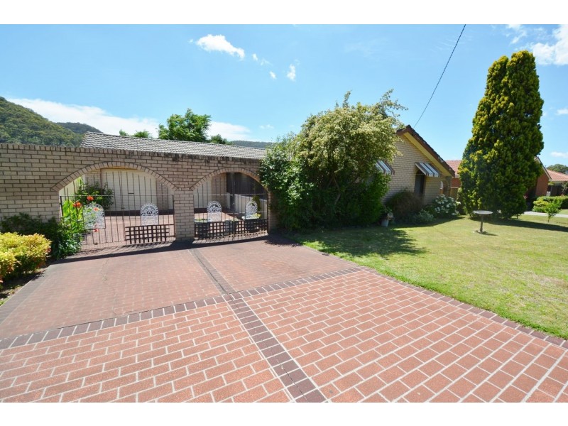 11 Fullagar Avenue, Lithgow NSW 2790