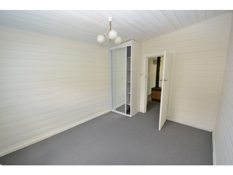 5  Pine Tree Avenue, Cullen Bullen NSW 2790