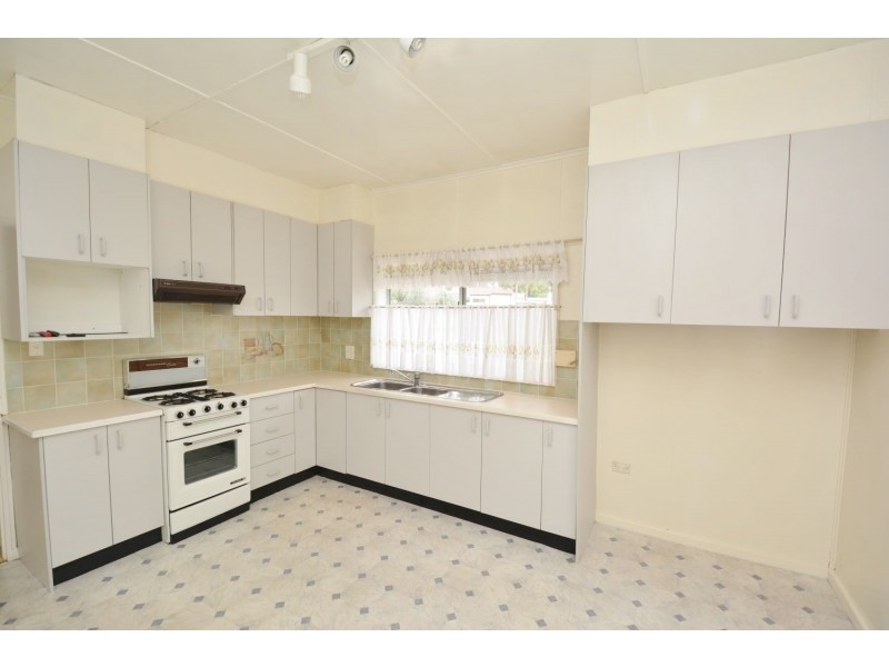 42 Stewart Street, Lithgow NSW 2790