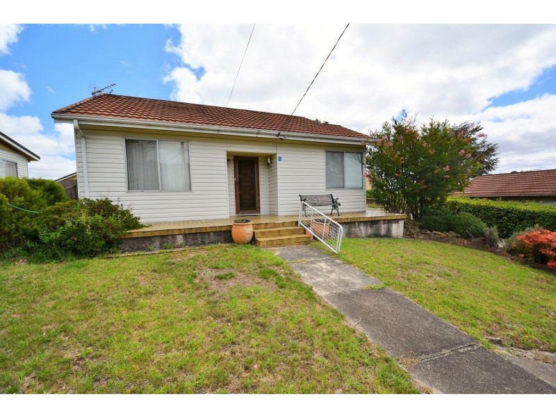 23 Lemnos Street, Lithgow NSW 2790